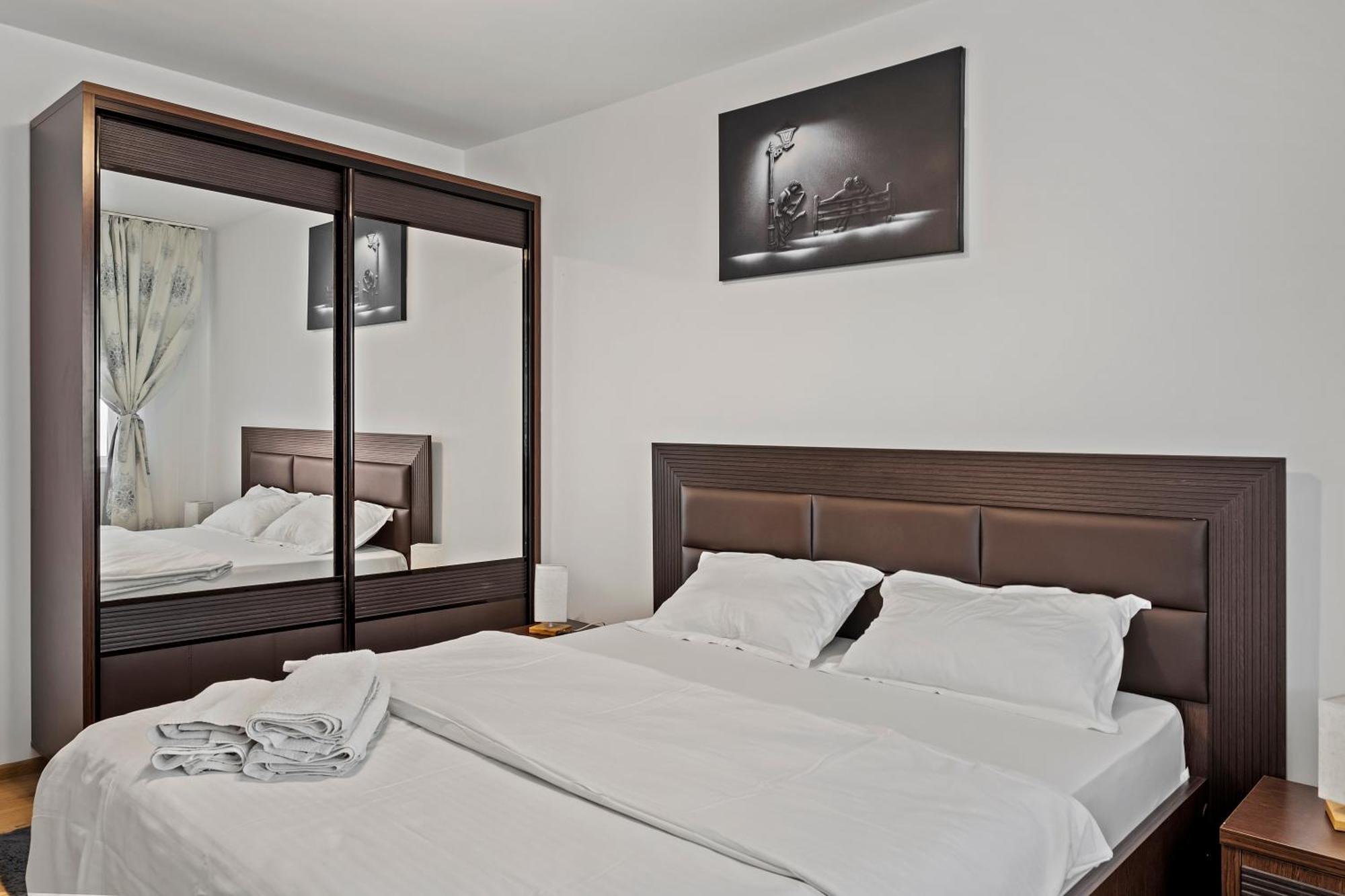 Apartament de LUX Drumul Taberei Bucureşti Exterior foto